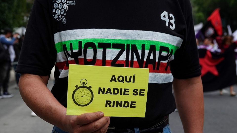 Ordenan libertad provisional de 8 militares ligados al caso Ayotzinapa ...
