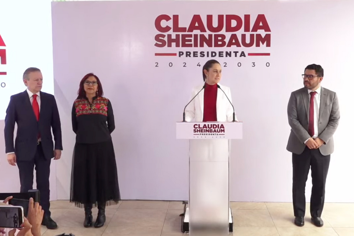 Claudia Sheinbaum presenta a integrantes de su gabinete ampliado